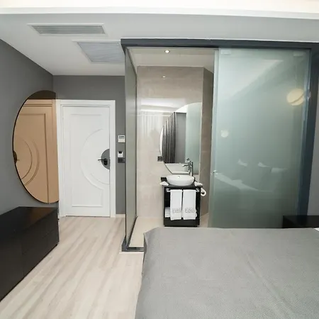 Fama Karakoey Отель 4*
