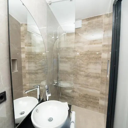 Fama Karakoey Отель 4*