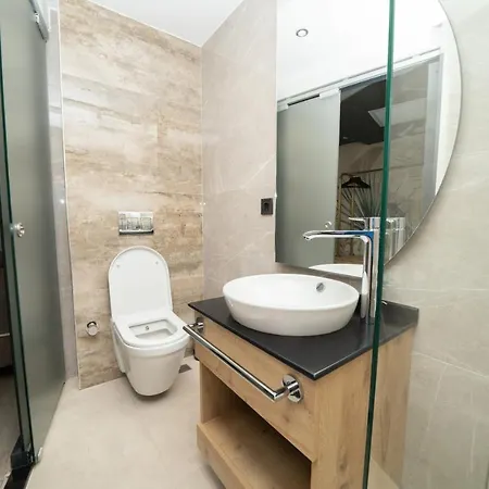 מלון Fama Karakoey 4*