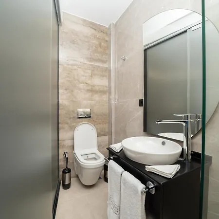 Fama Karakoey Отель 4*