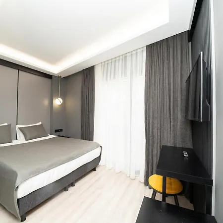 Отель Fama Karakoey 4*