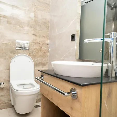 Fama Karakoey Отель 4*