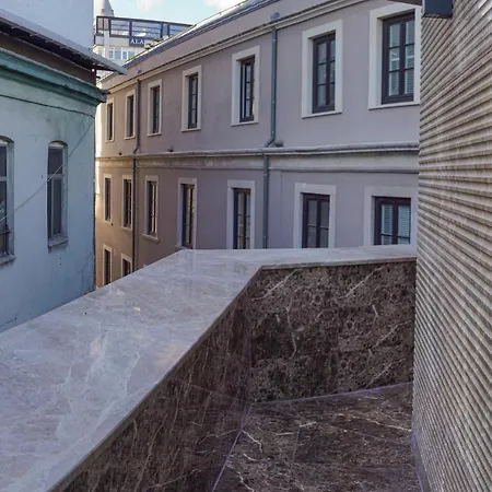 Fama Karakoey Отель