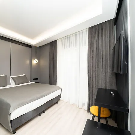 Fama Karakoey 4*
