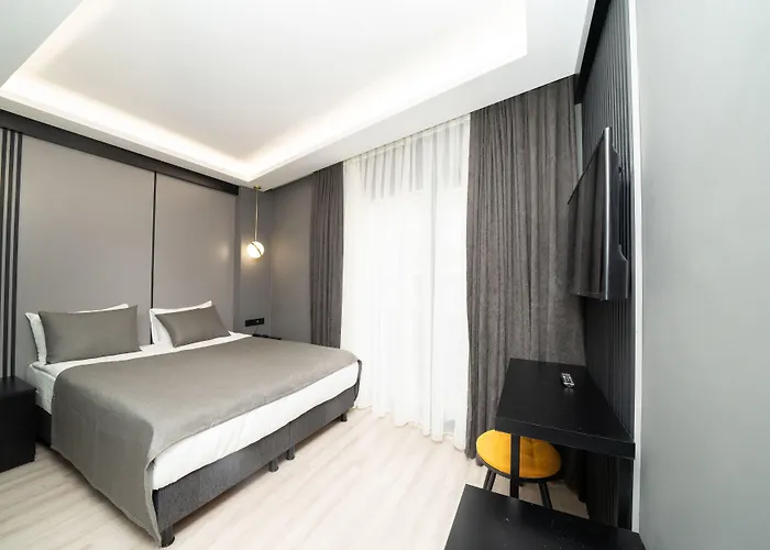 Fama Karakoey 4*