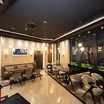 Fama Karakoey 호텔 4*