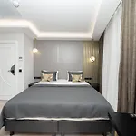 호텔 Fama Karakoey