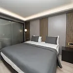 호텔 Fama Karakoey