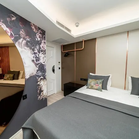 Hotel Fama Karakoey