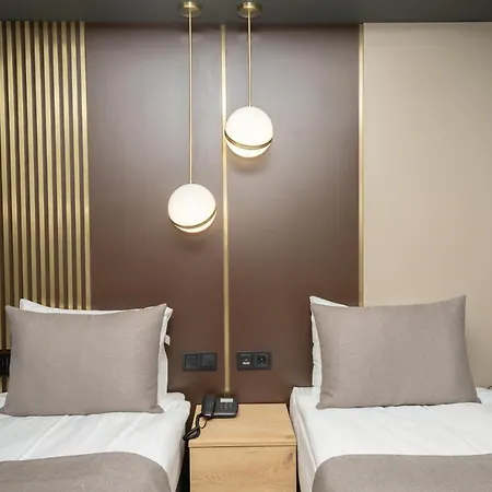 Hotel Fama Karakoey
